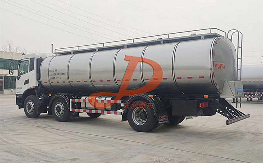 <a href=http://www.xdqj.com/ target=_blank class=infotextkey>牛奶运输车</a>