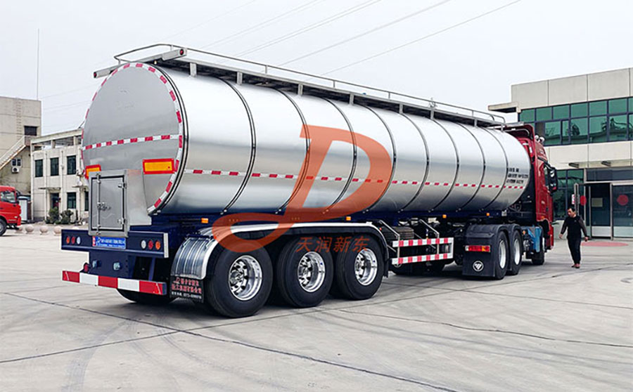 <a href=http://taaxgd.cn/product/xiannaiche/ target=_blank class=infotextkey>鮮奶運(yùn)輸車</a>