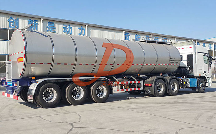 <a href=http://www.xdqj.com/ target=_blank class=infotextkey>牛奶运输车</a>