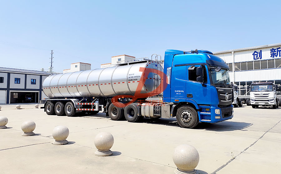 <a href=http://www.diodosae.com/product/xiannaiche/ target=_blank class=infotextkey>鮮奶運(yùn)輸車(chē)</a>