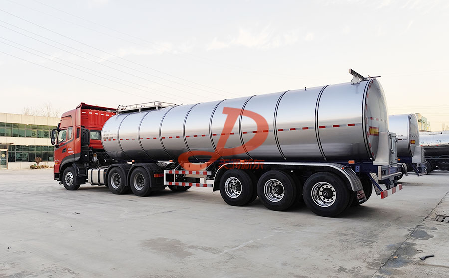 <a href=http://www.quchm.com.cn/product/xiannaiche/ target=_blank class=infotextkey>鮮奶運輸車</a>