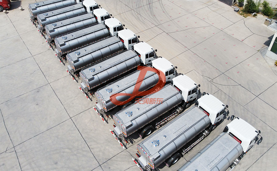<a href=http://www.quchm.com.cn/ target=_blank class=infotextkey>牛奶運輸車</a>