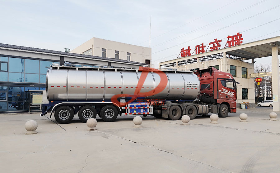 淀粉乳运输车