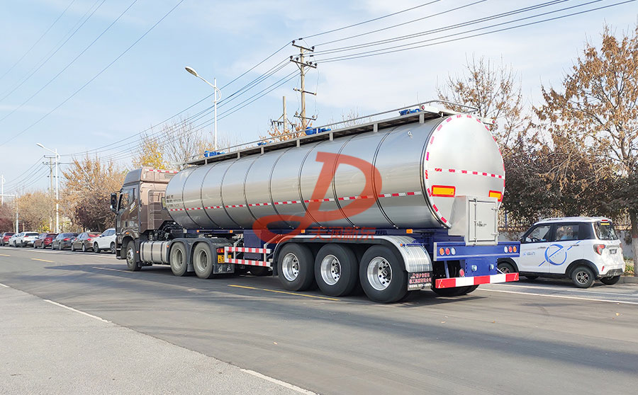 淀粉乳运输车