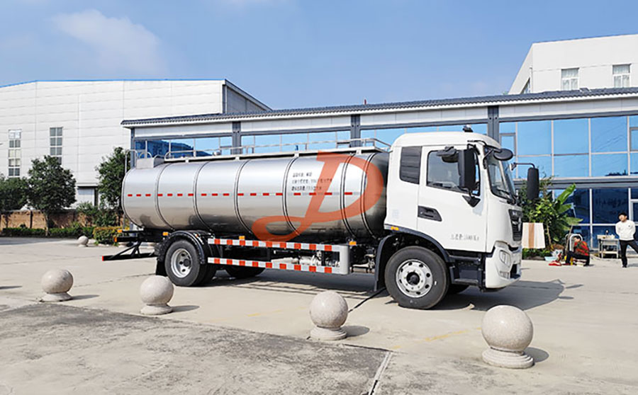 <a href=http://www.xdqj.com/product/xiannaiche/ target=_blank class=infotextkey>鲜奶运输车</a>