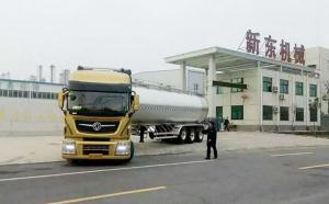 新东机械东风40吨半挂牛奶运输车整装待发