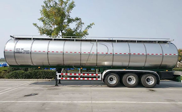 40吨半挂鲜奶运输车