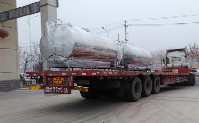 新东机械2台3吨牛奶制冷罐顺利发货