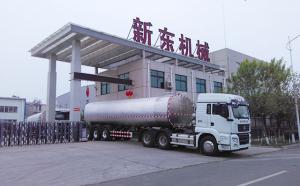 再发重庆老客户订购的40吨半挂罐式拉奶车两辆