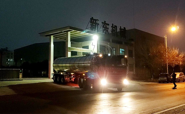 河北34吨轻量化鲜奶运输专用罐车连夜发车