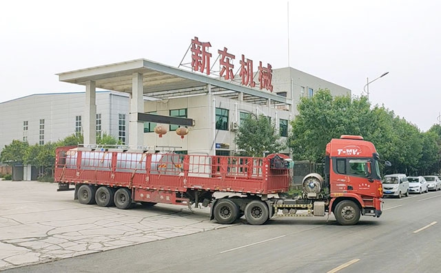 新东机械12立方不锈钢鲜奶运输罐发往甘肃