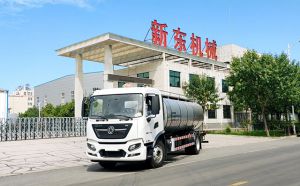 我公司东风天锦国六10方奶罐车发往甘南