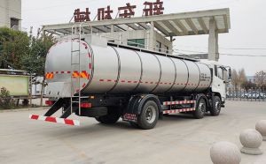 东风18吨乳品公司拉奶专用罐车