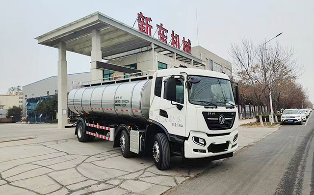 我公司东风天锦16方鲜奶运输罐车发往山东