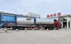 黑龙江客户订购的两台大型室外奶仓发货
