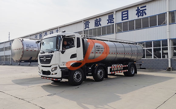 牛奶运输车