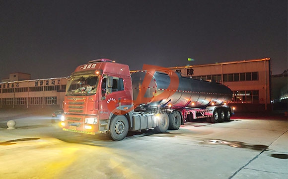 不锈钢糖浆保温运输车