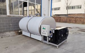 山东诸城客户订购的3吨牛奶制冷罐发货前试机