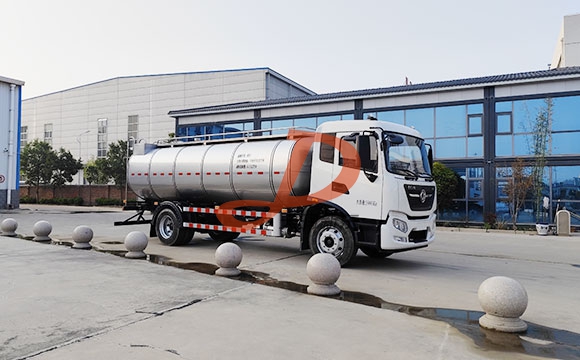 鲜奶运输车