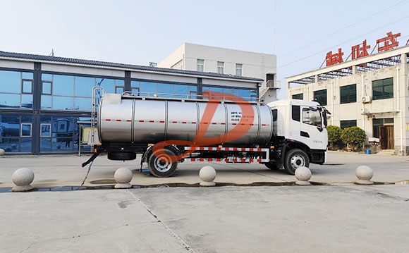 鲜奶运输车