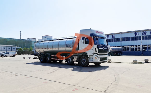 鲜奶运输车