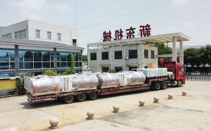 四川制冷罐客戶訂購的8臺(tái)3噸牛奶冷藏罐發(fā)貨