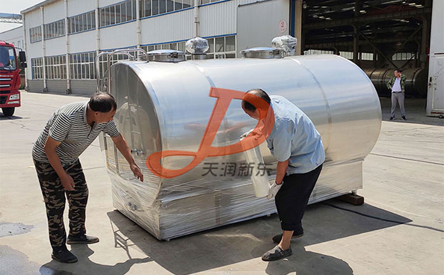 <a href=http://www.xdqj.com/product/lengcangguan/ target=_blank class=infotextkey>牛奶<a href=http://www.xdqj.com/product/lengcangguan/lcg_5t.html target=_blank class=infotextkey>冷藏罐</a></a>