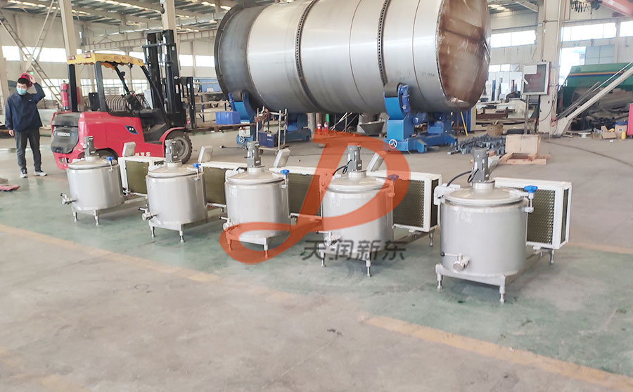 <a href=http://www.xdqj.com/product/lengcangguan/ target=_blank class=infotextkey>牛奶<a href=http://www.xdqj.com/product/lengcangguan/lcg_5t.html target=_blank class=infotextkey>冷藏罐</a></a>