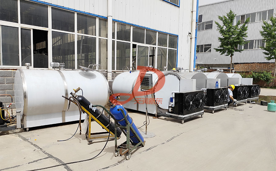 <a href=http://www.xdqj.com/product/lengcangguan/ target=_blank class=infotextkey>牛奶<a href=http://www.xdqj.com/project/niunailengcang/ target=_blank class=infotextkey>制冷罐</a></a>