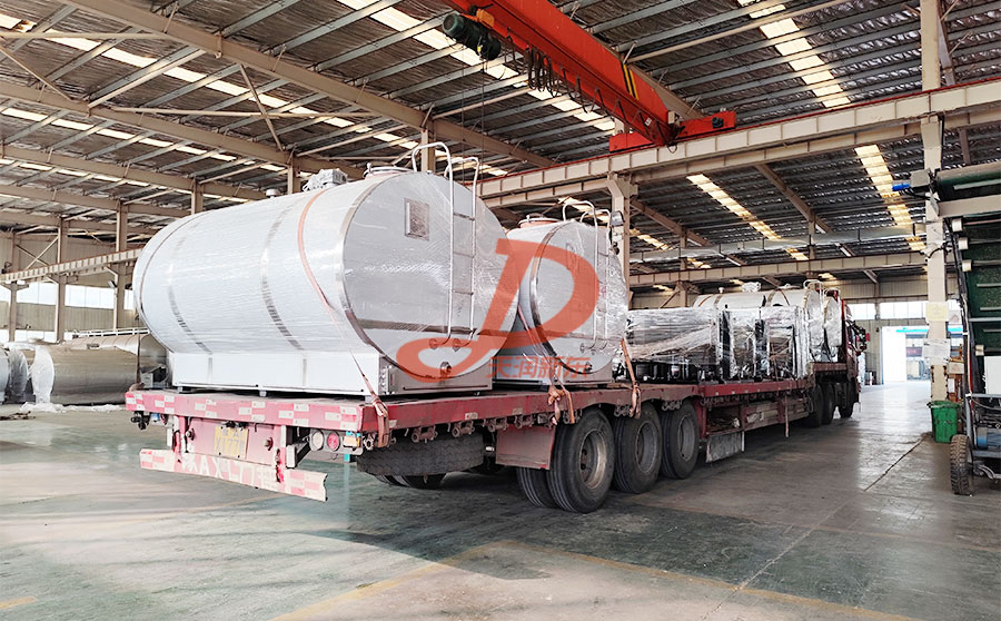 <a href=http://www.xdqj.com/product/lengcangguan/ target=_blank class=infotextkey>牛奶<a href=http://www.xdqj.com/product/lengcangguan/lcg_5t.html target=_blank class=infotextkey>冷藏罐</a></a>