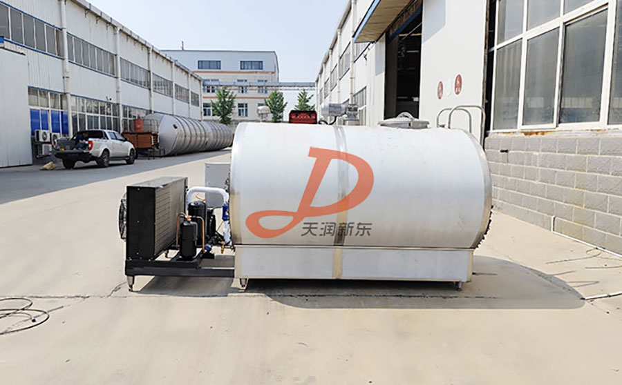 <a href=http://www.xdqj.com/product/lengcangguan/ target=_blank class=infotextkey>牛奶<a href=http://www.xdqj.com/product/lengcangguan/lcg_5t.html target=_blank class=infotextkey>冷藏罐</a></a>